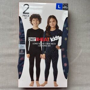 New. 32 Degrees Kids Navy Snowflake Set size L